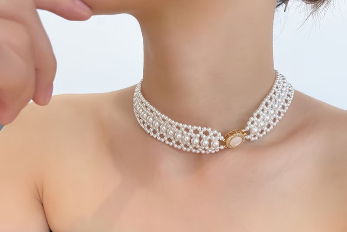 Ribbon Pearl Braided Necklace