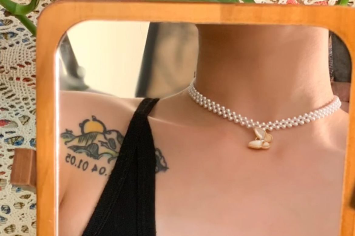 Butterfly Pendant Pearl Necklace